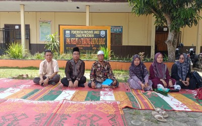 SMAN 15 Tanjung Jabung Barat Gelar Praktik Perawatan Jenazah dalam Pesantren Ramadhan 1445 H